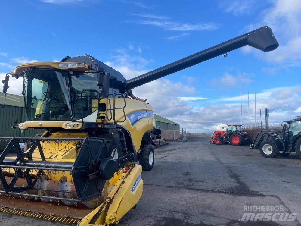 New Holland CX 780 حصادات