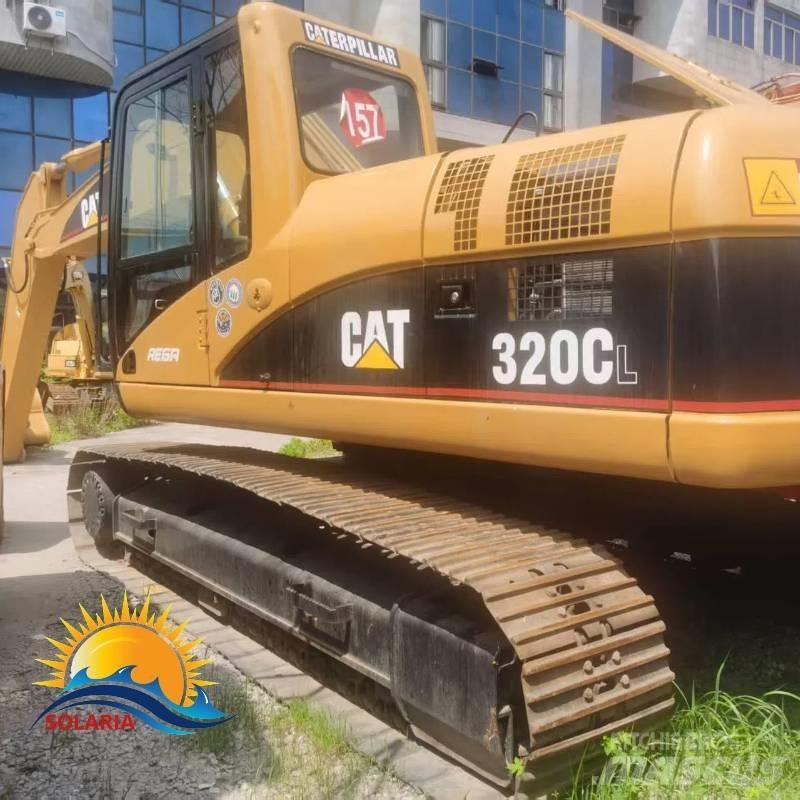 CAT 320 C L حفارات زحافة