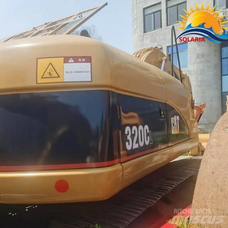 CAT 320 C L حفارات زحافة