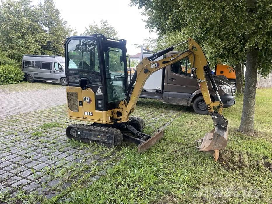 CAT 301.6 حفارات صغيرة أقل من 7 طن (حفارات صغيرة)
