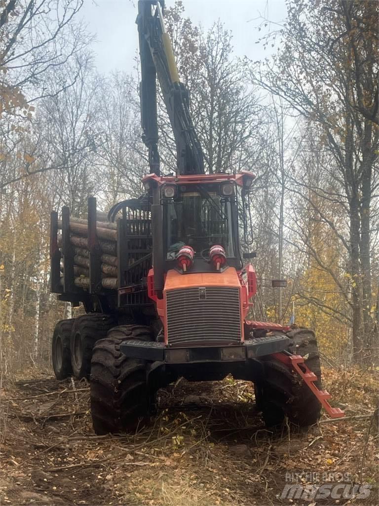Valmet 840.4 شاحنات