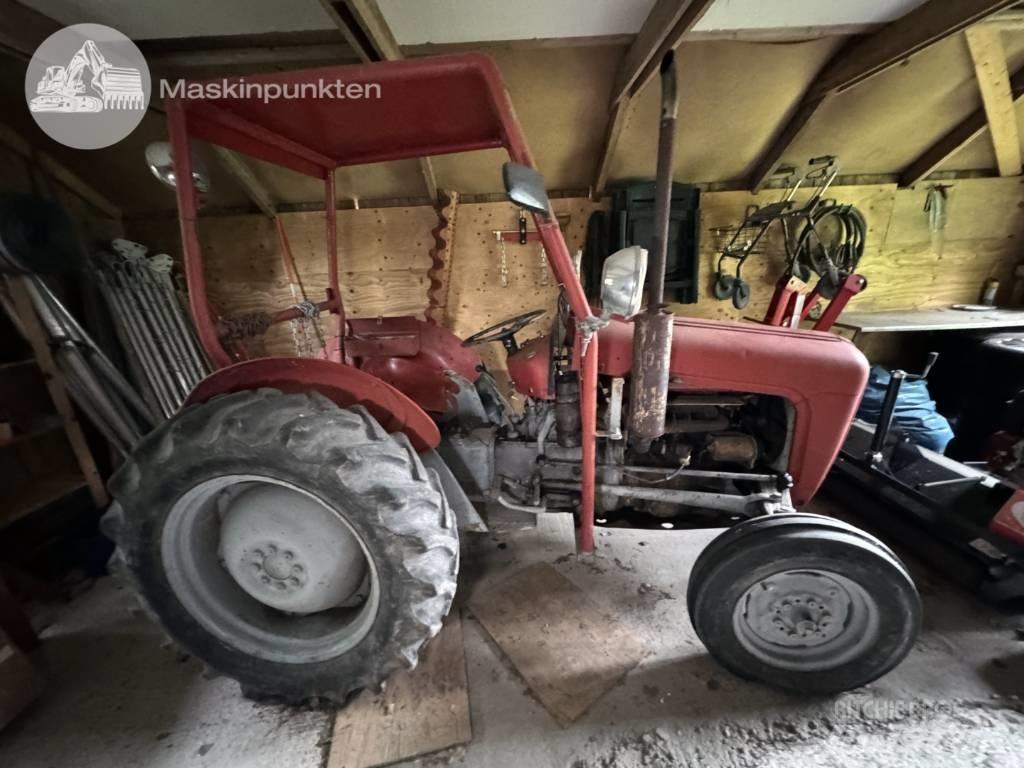 Massey Ferguson 35 الجرارات