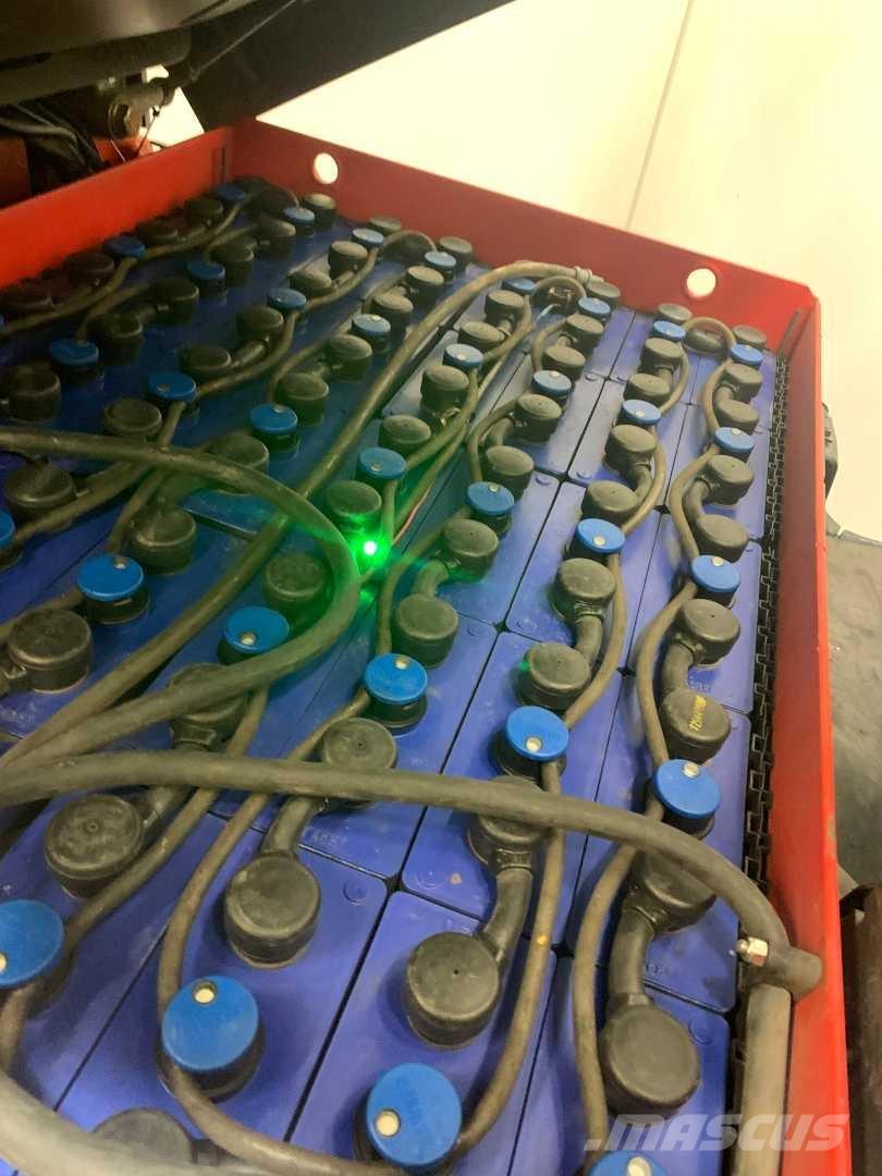 Linde E25 شاحنات ذات رافعات شوكية تعمل بالكهرباء