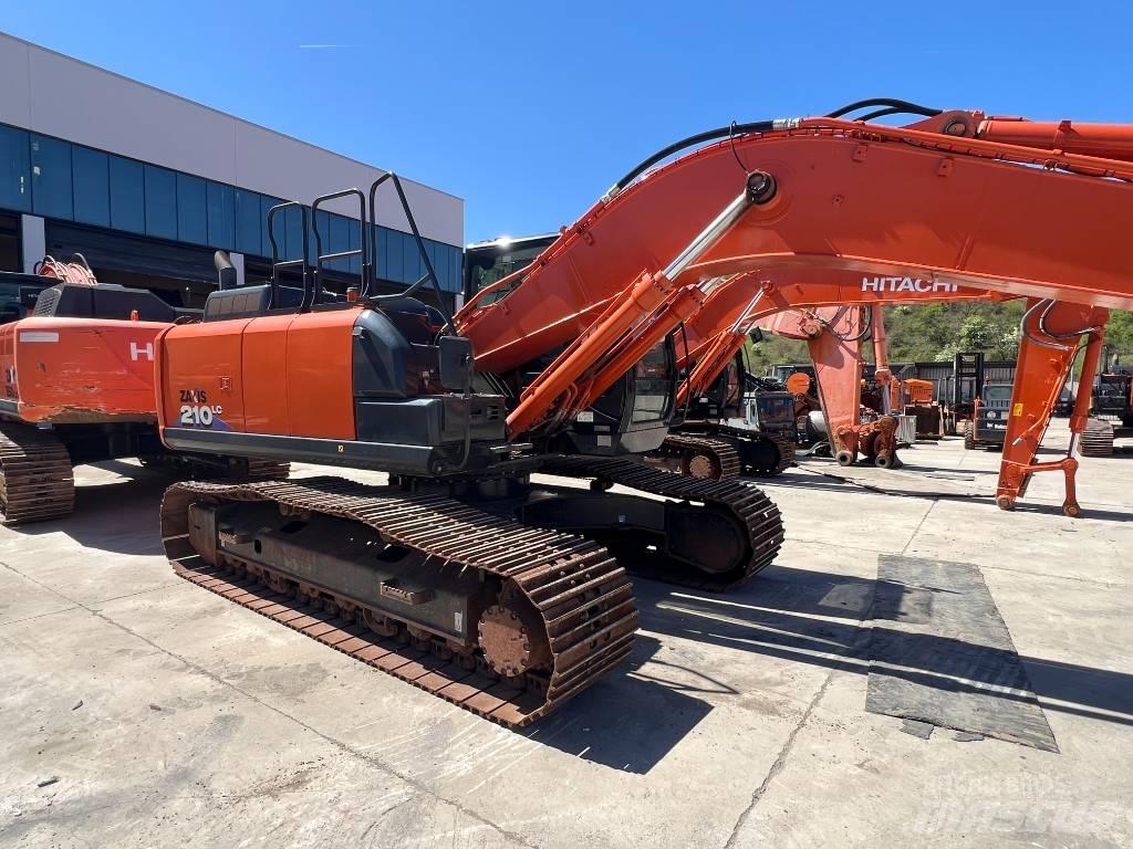 Hitachi ZX 210 LC-6 حفارات زحافة