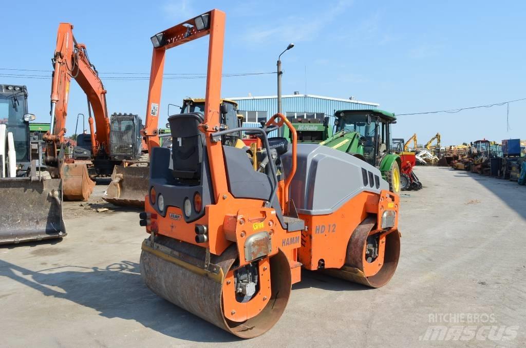 Hamm HD 12 VV مداحل ثنائية الاسطوانة