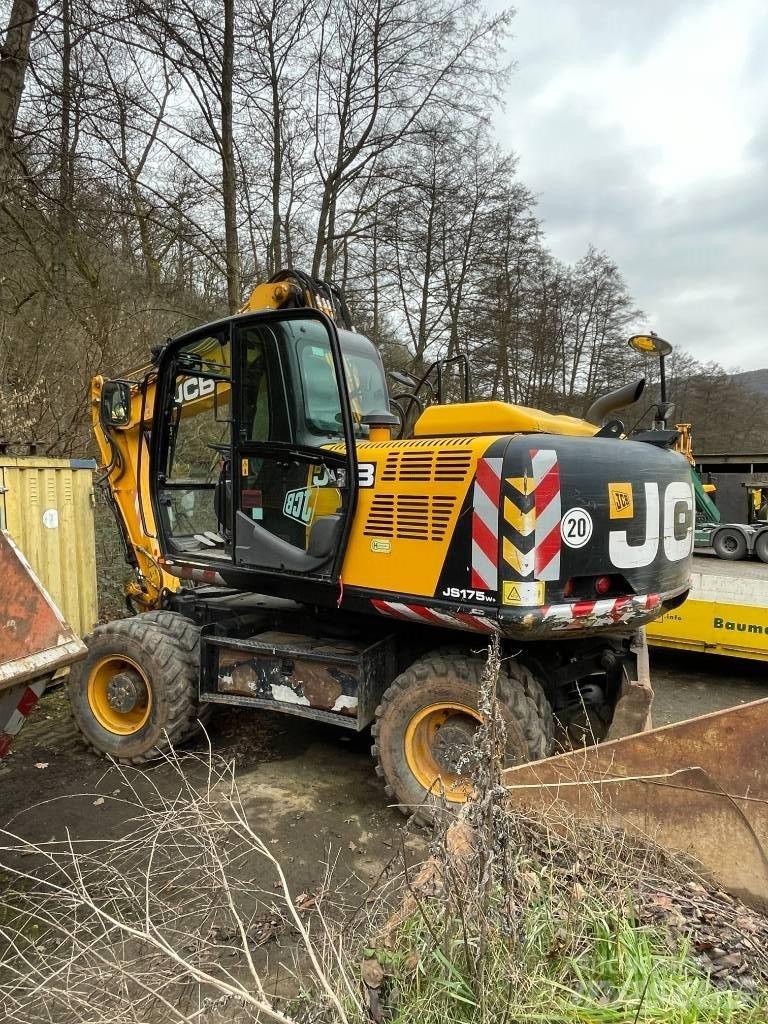 JCB JS 175 W حفارات بعجل