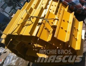 Komatsu D155A-6 المسارات والسلاسل والهيكل السفلي