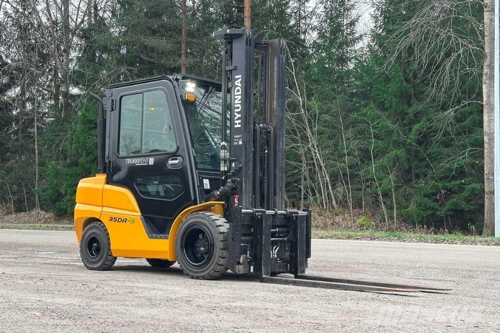 Hyundai 35 DA-9 شاحنات الديزل