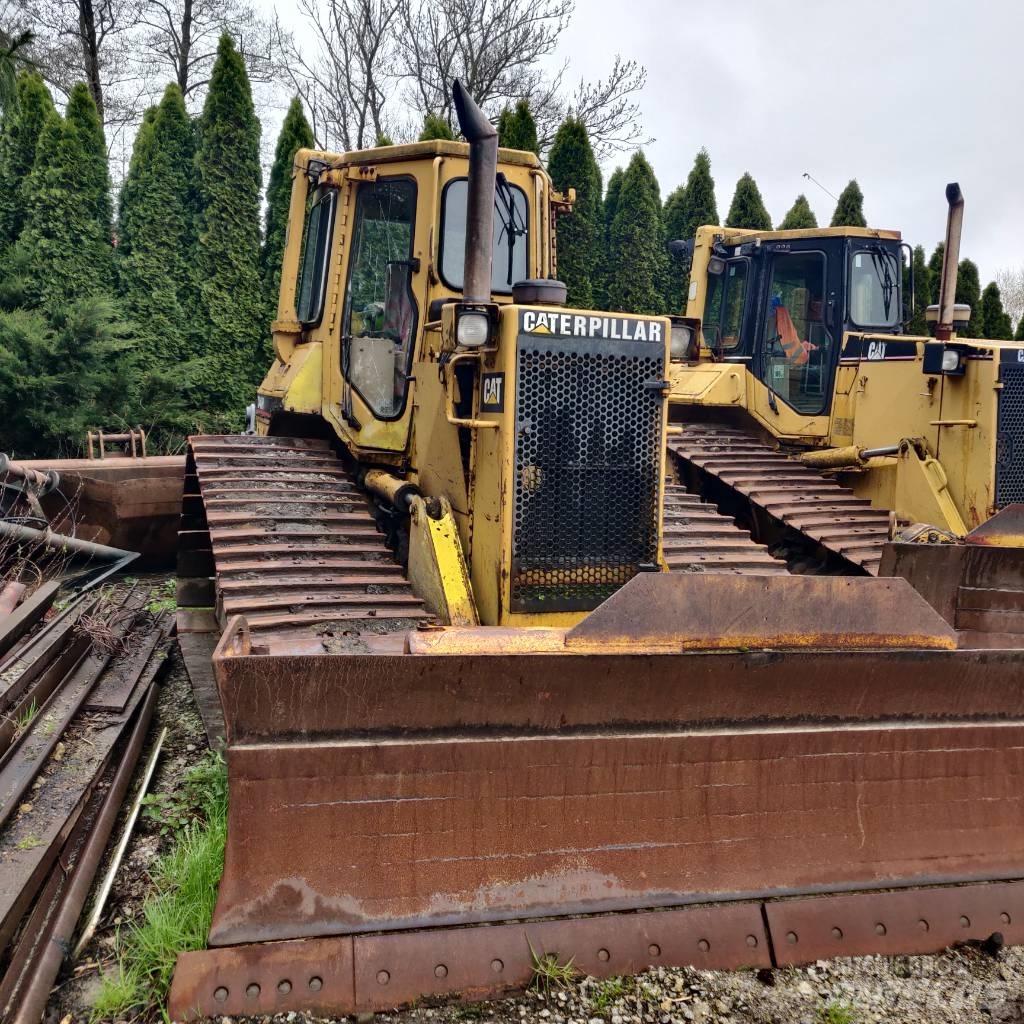 CAT D 4 H LGP بلدوزرات مجنزرة