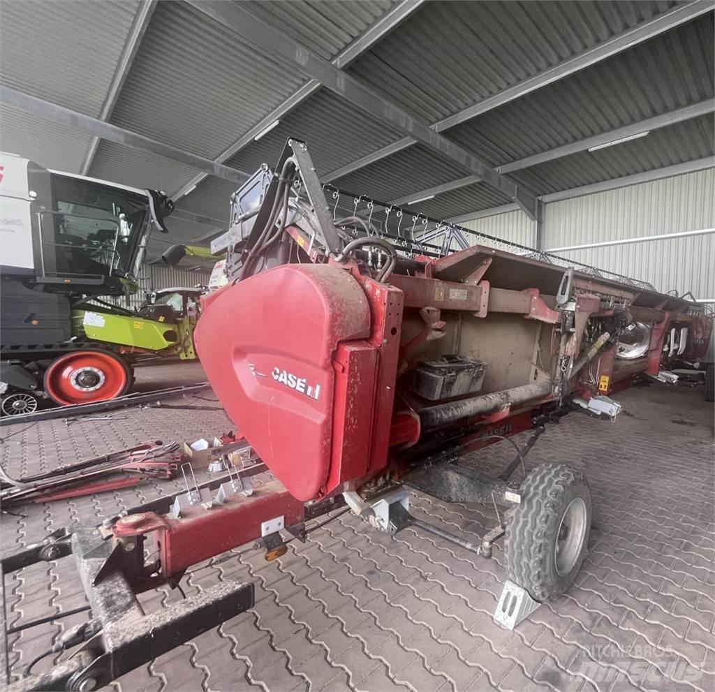 Case IH 8250 ASF حصادات