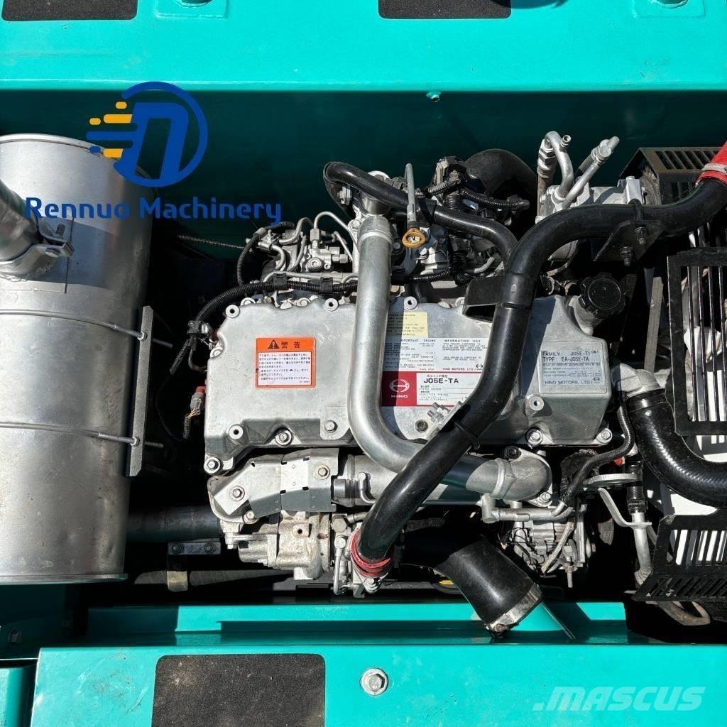 Kobelco SK 200 حفارات زحافة