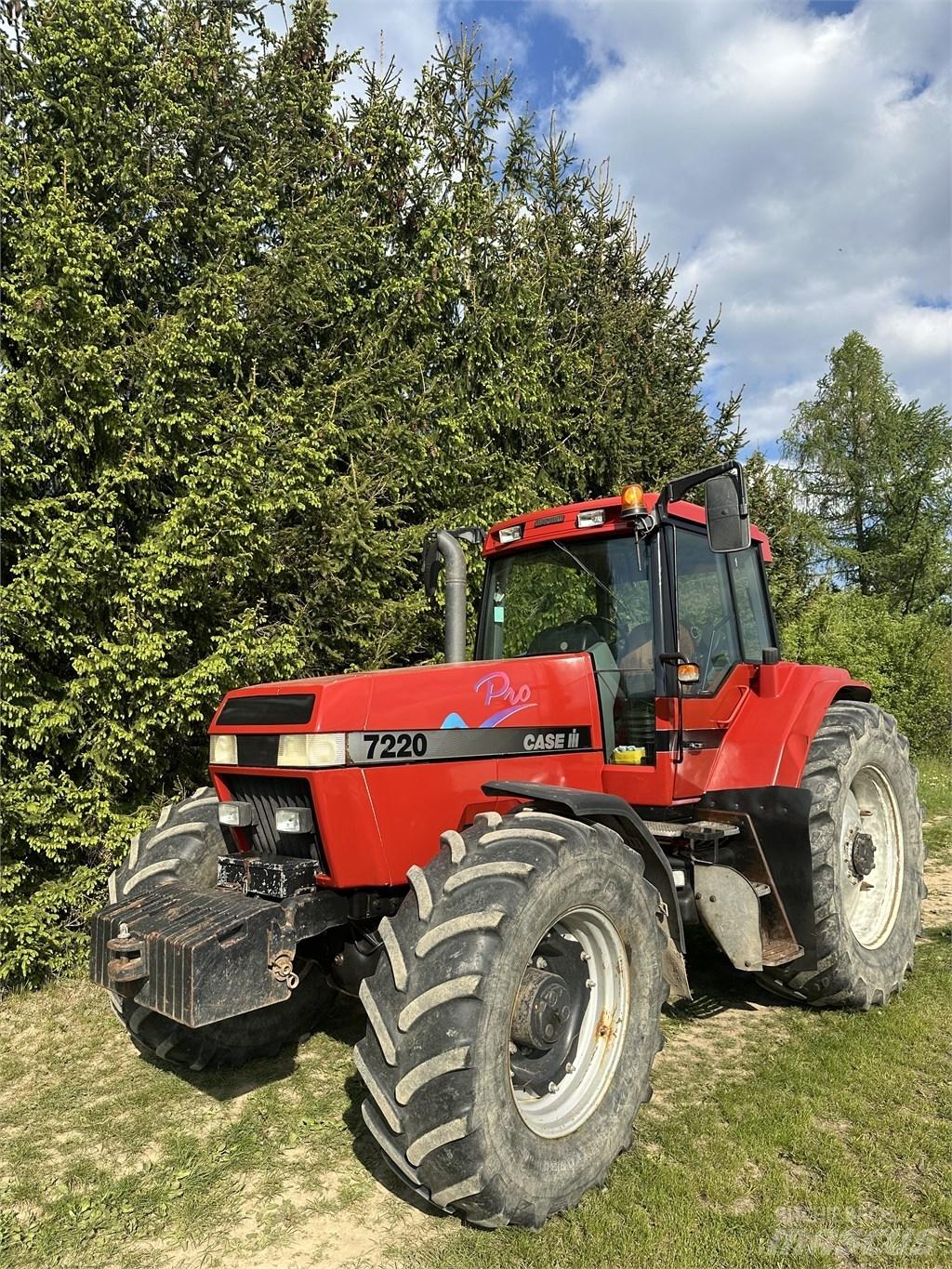 CASE 7220 الجرارات