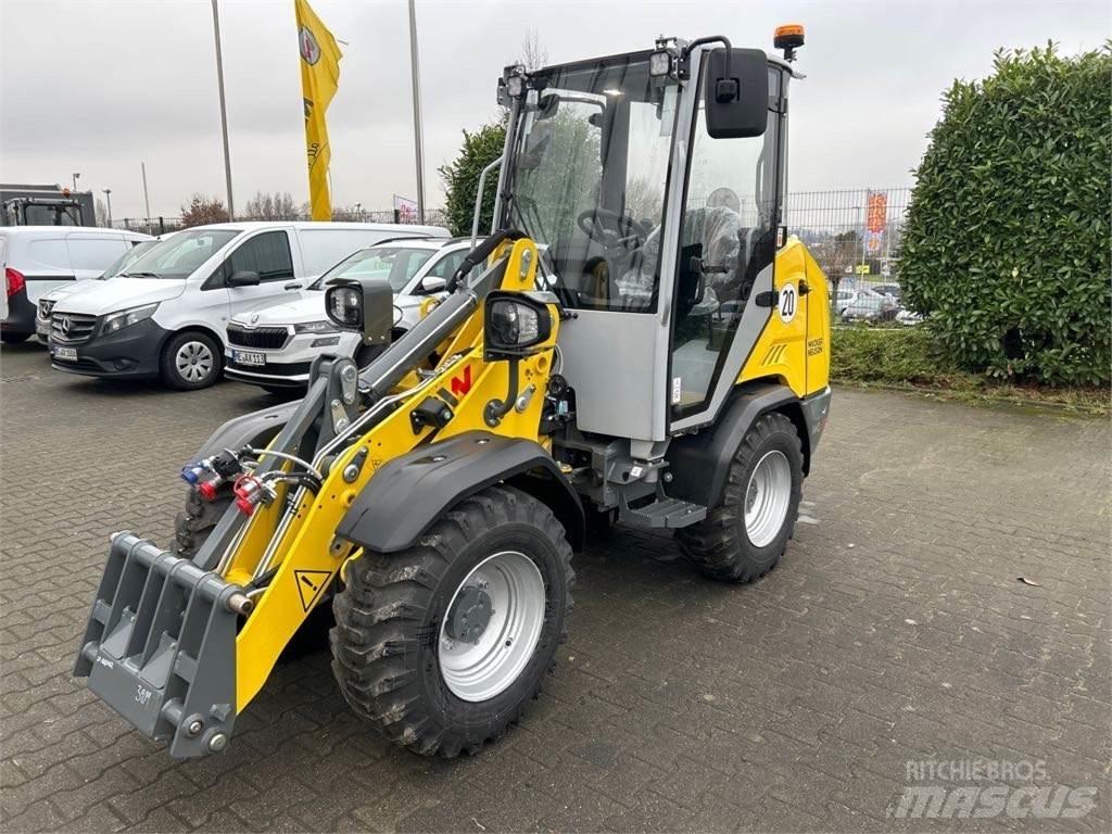 Wacker Neuson WL28 لوادر بعجل