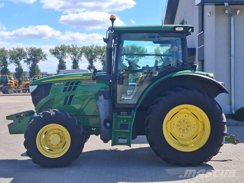John Deere 6110 R الجرارات