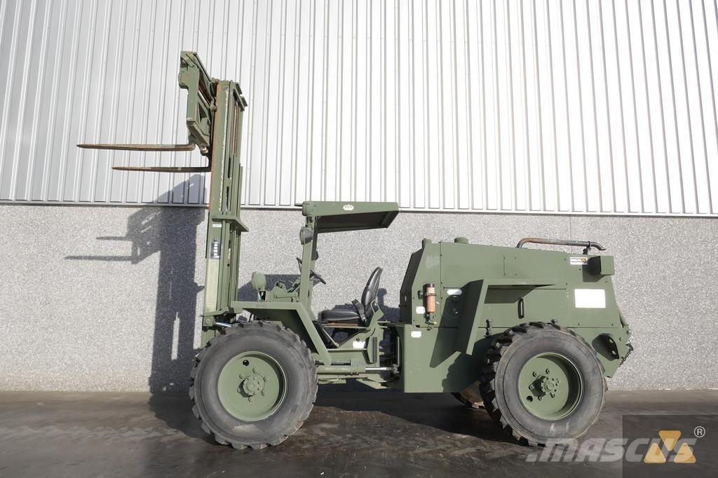 CASE M4K Ex-army شاحنات الطرق الوعرة