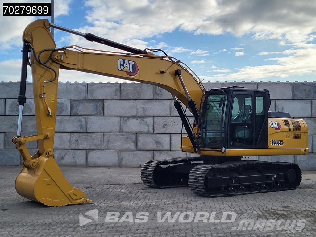 CAT 320 D 3 GC حفارات زحافة