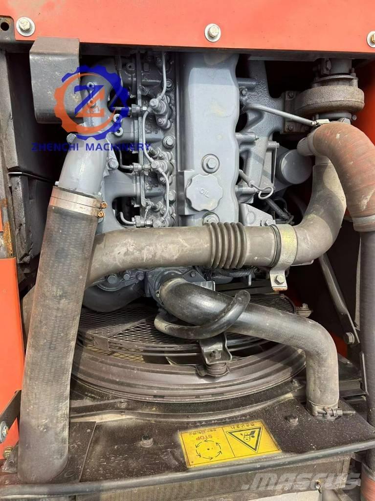 Hitachi ZX 120 حفارات زحافة