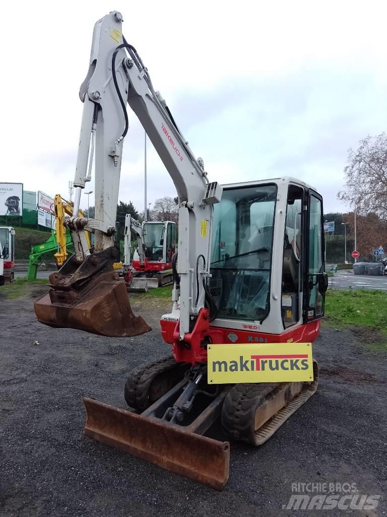 Takeuchi TB228 حفارات صغيرة أقل من 7 طن (حفارات صغيرة)