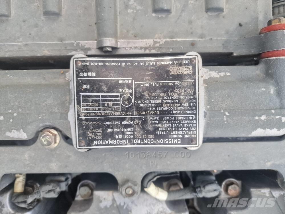 Liebherr R924LC حفارات زحافة