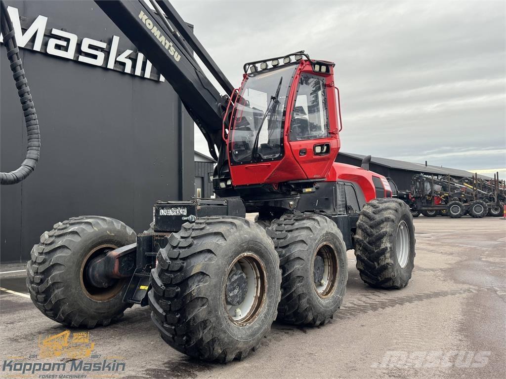 Komatsu 951 حصادات