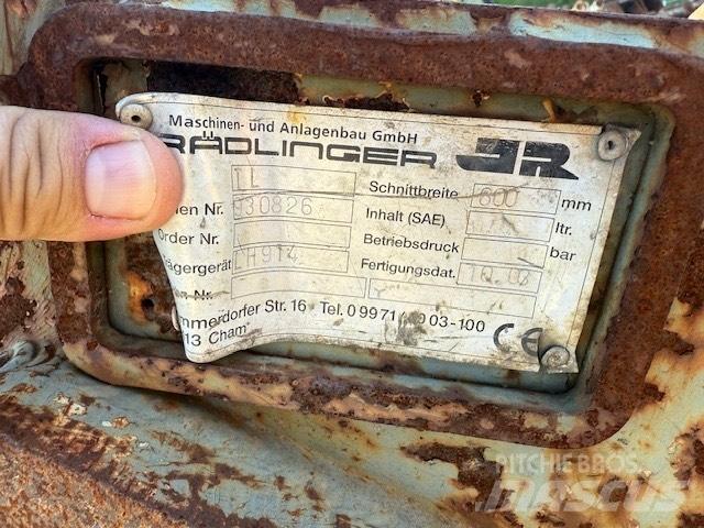 Liebherr R914 600 MM جرافات عكسية