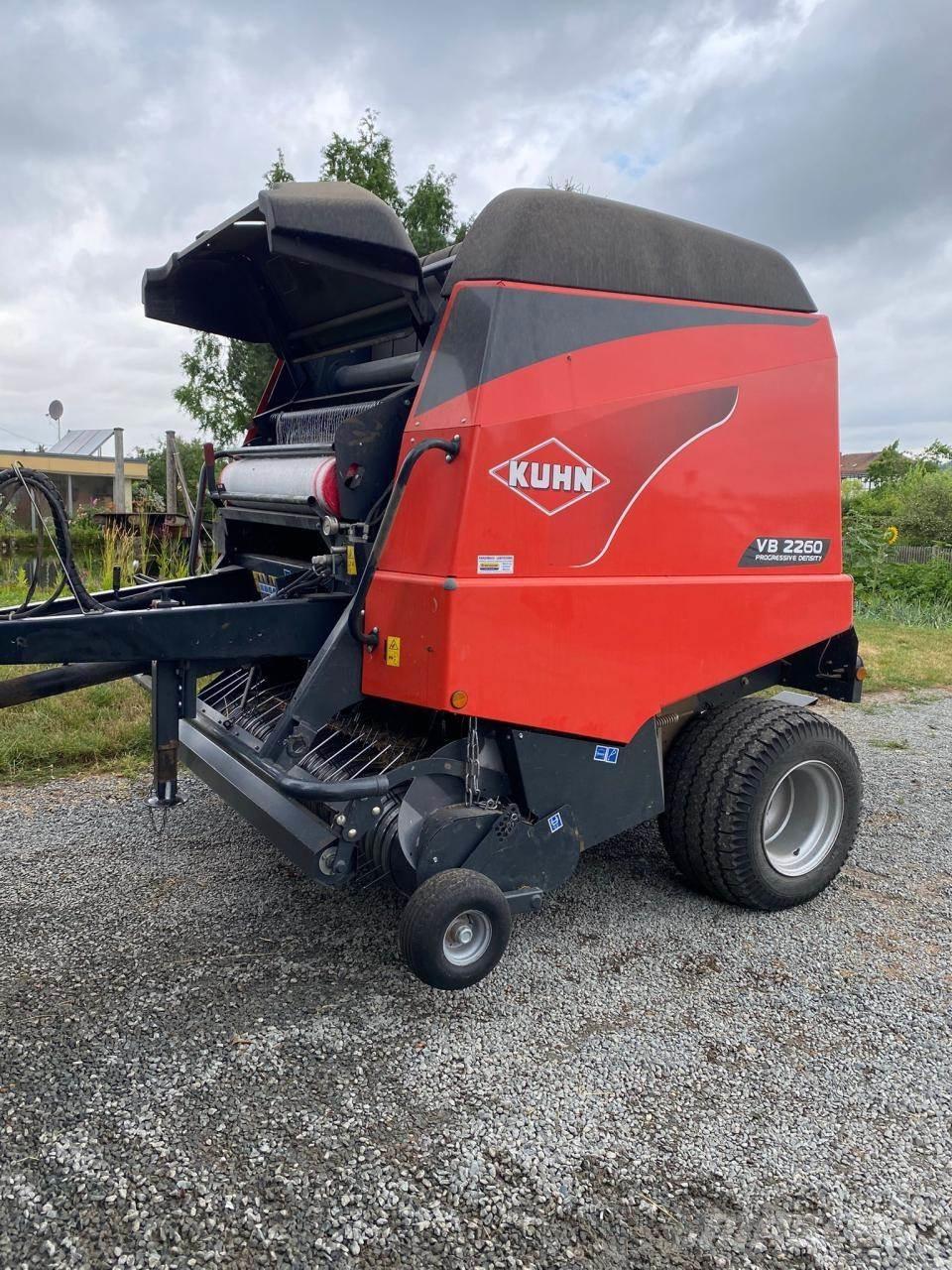 Kuhn VB 2260 محزمات مستديرة