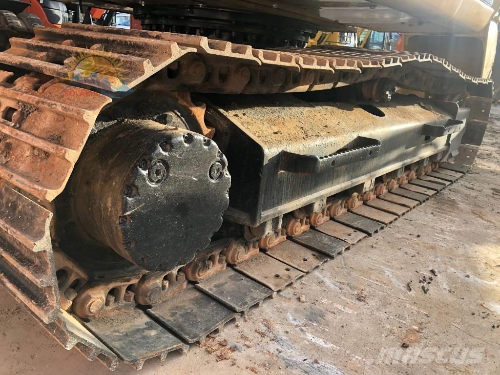 CAT 312 D حفارات زحافة