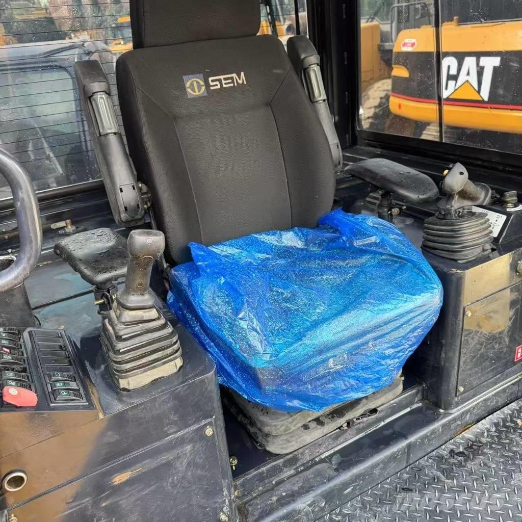 SEM SEM 636 D بلدوزرات مجنزرة