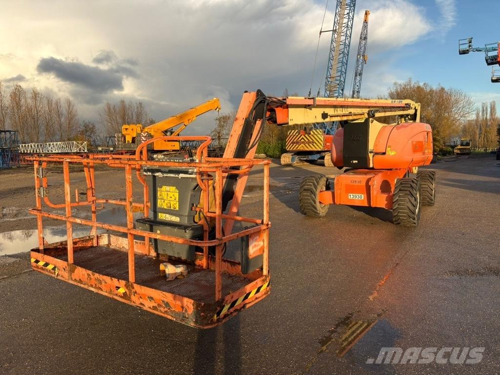 JLG 800 AJ رافعات سلة مفصلية