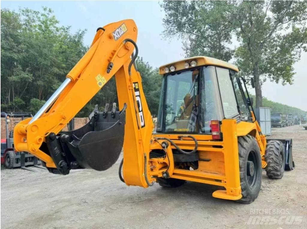 JCB 3 CX لوادر ذات جرافات عكسية