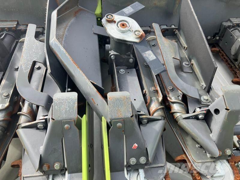CLAAS CORIO 875 FC رؤوس الحصادات الدراسات