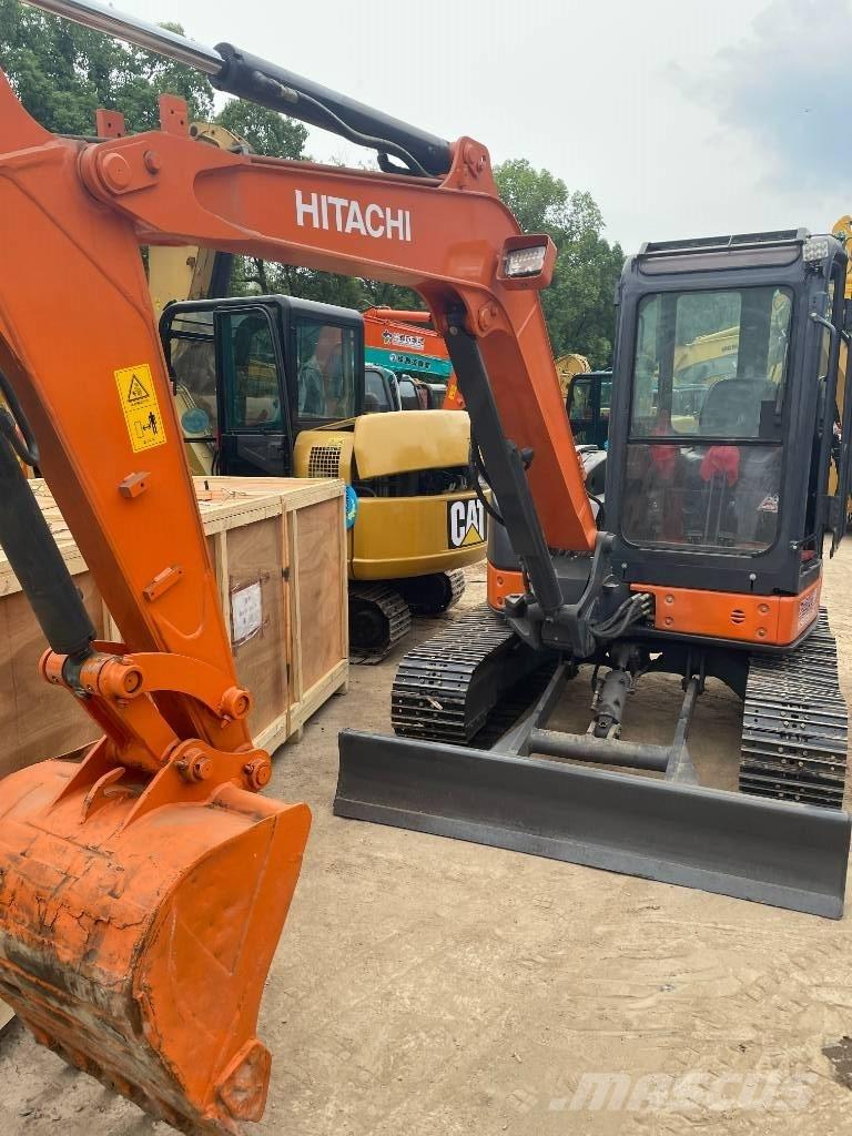 Hitachi ZX 50 U حفارات زحافة