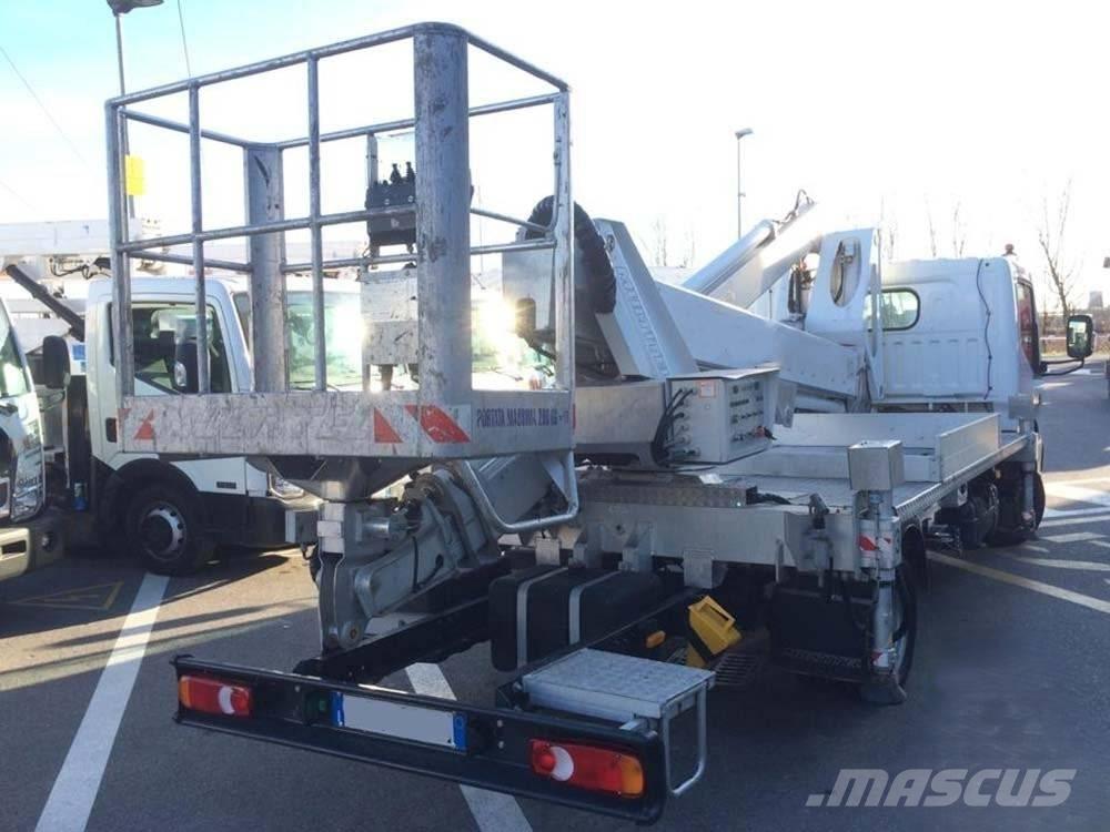 Multitel MX 250 المنصات الهوائية المثبتة على شاحنة