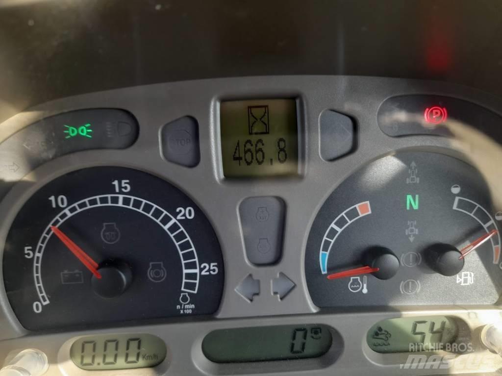 Case IH Maxxum 115 الجرارات