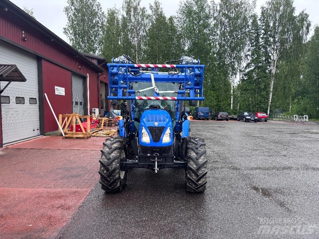 New Holland T 4.75 الجرارات