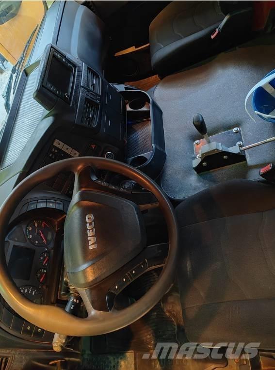 Iveco Hormigonera مضخات خرسانة