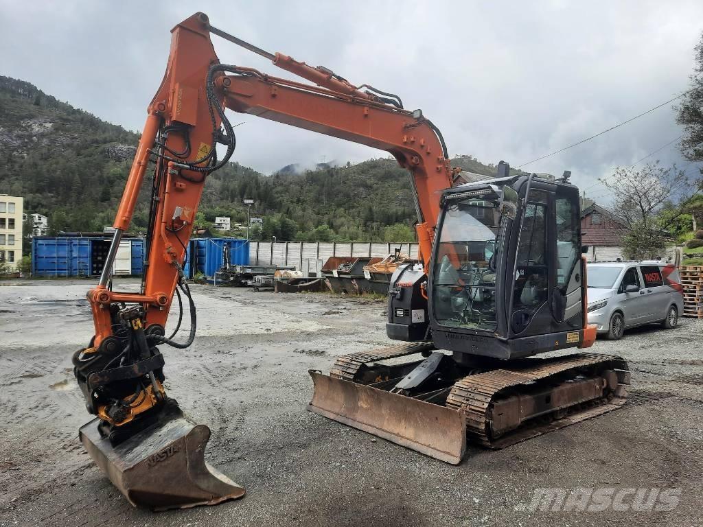 Hitachi ZX 85 US-5 حفارات وسط 7 طن - 12 طن