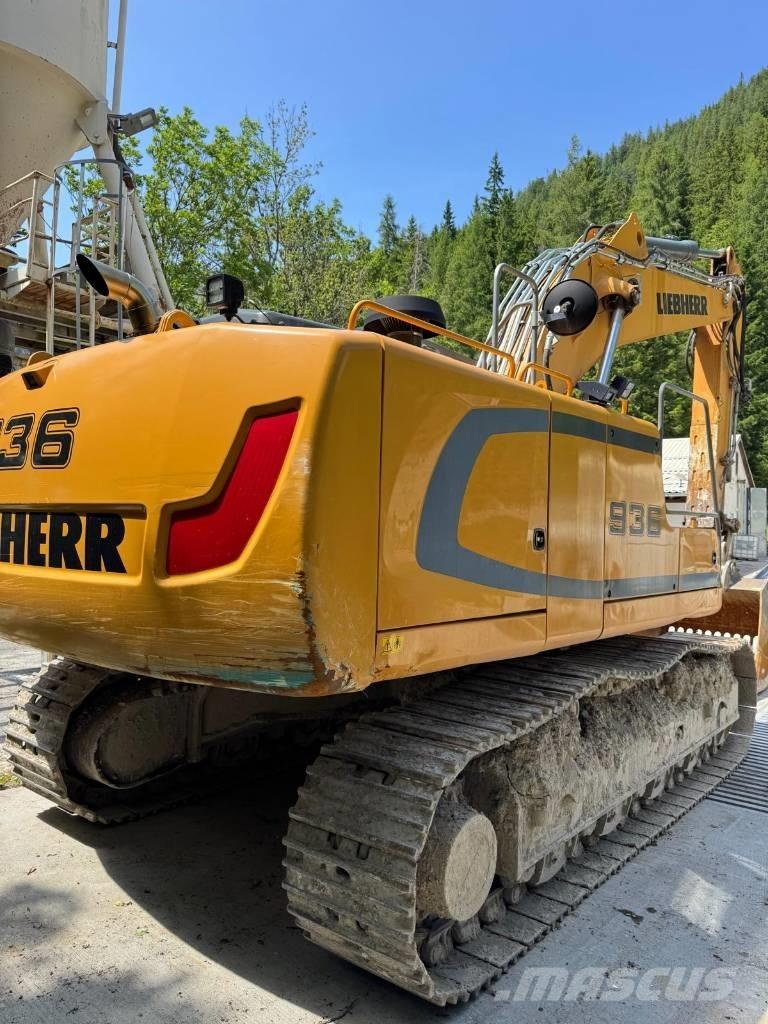 Liebherr R 936 N LC حفارات زحافة
