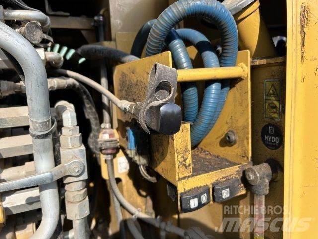 CAT 308E 2014 حفارات وسط 7 طن - 12 طن