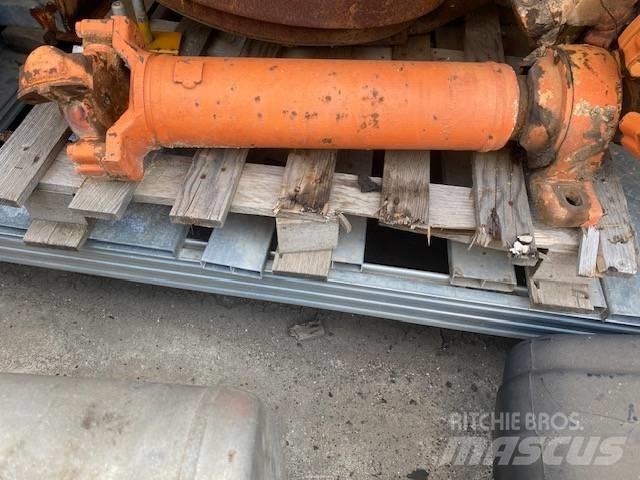 Fiat-Hitachi 350 أجهزة نقل