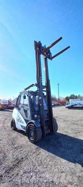 Linde H 45 D شاحنات الديزل