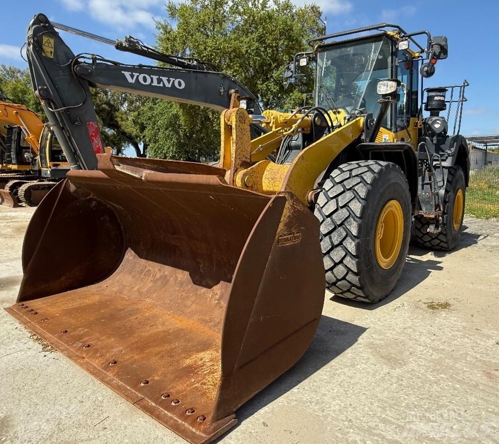 Komatsu WA 380-8 لوادر بعجل