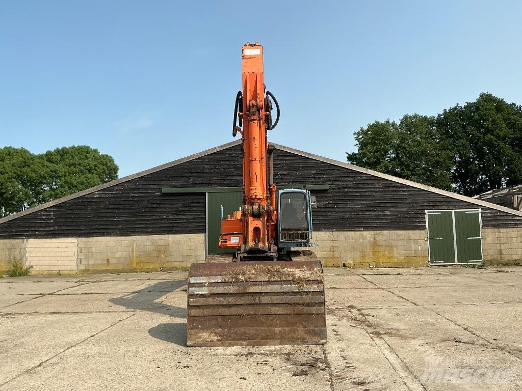 Hitachi EX300-3 حفارات زحافة