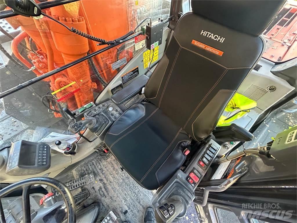 Hitachi ZX 170W-3 حفارات بعجل