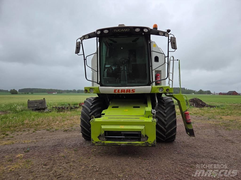 CLAAS Tucano 430 حصادات