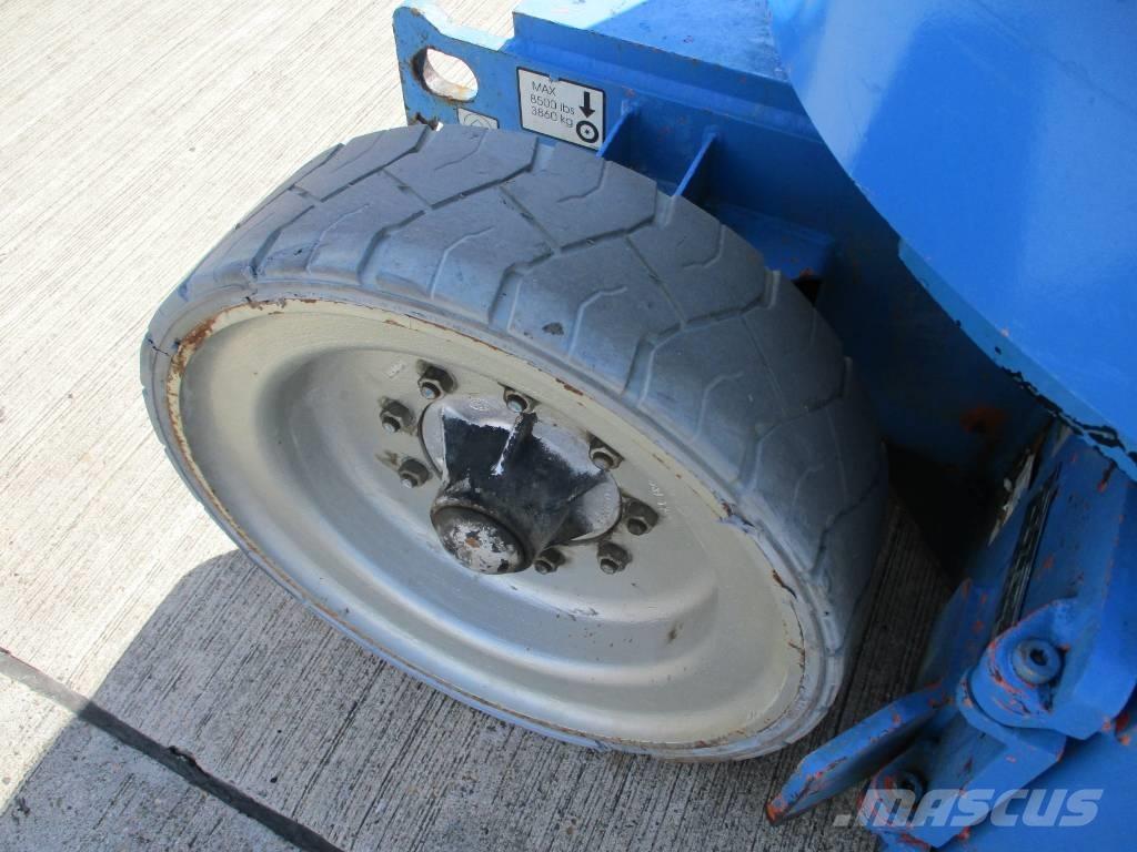 JLG E300 AJP (180) رافعات ذراع ذاتية الحركة مدمجة