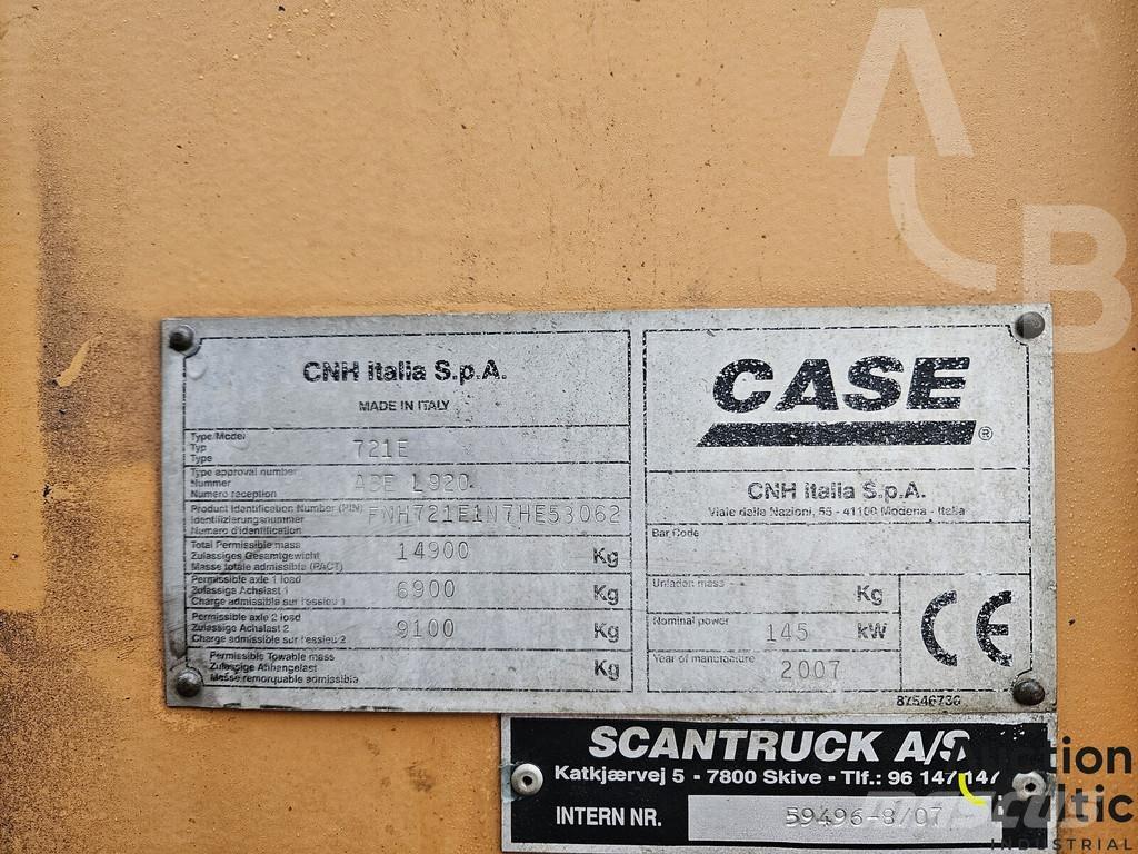 CASE 721 E لوادر بعجل