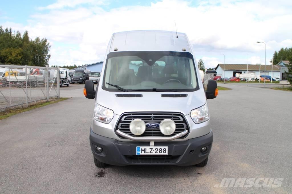 Ford Transit 460 حافلة صغيرة