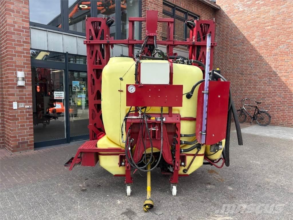 Hardi Master 1200 الرشاشات