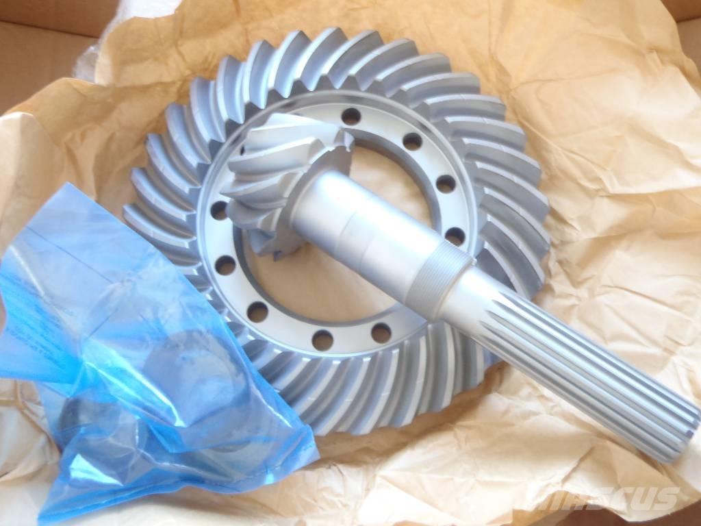 Carraro Hinterachse لوادر ذات جرافات عكسية